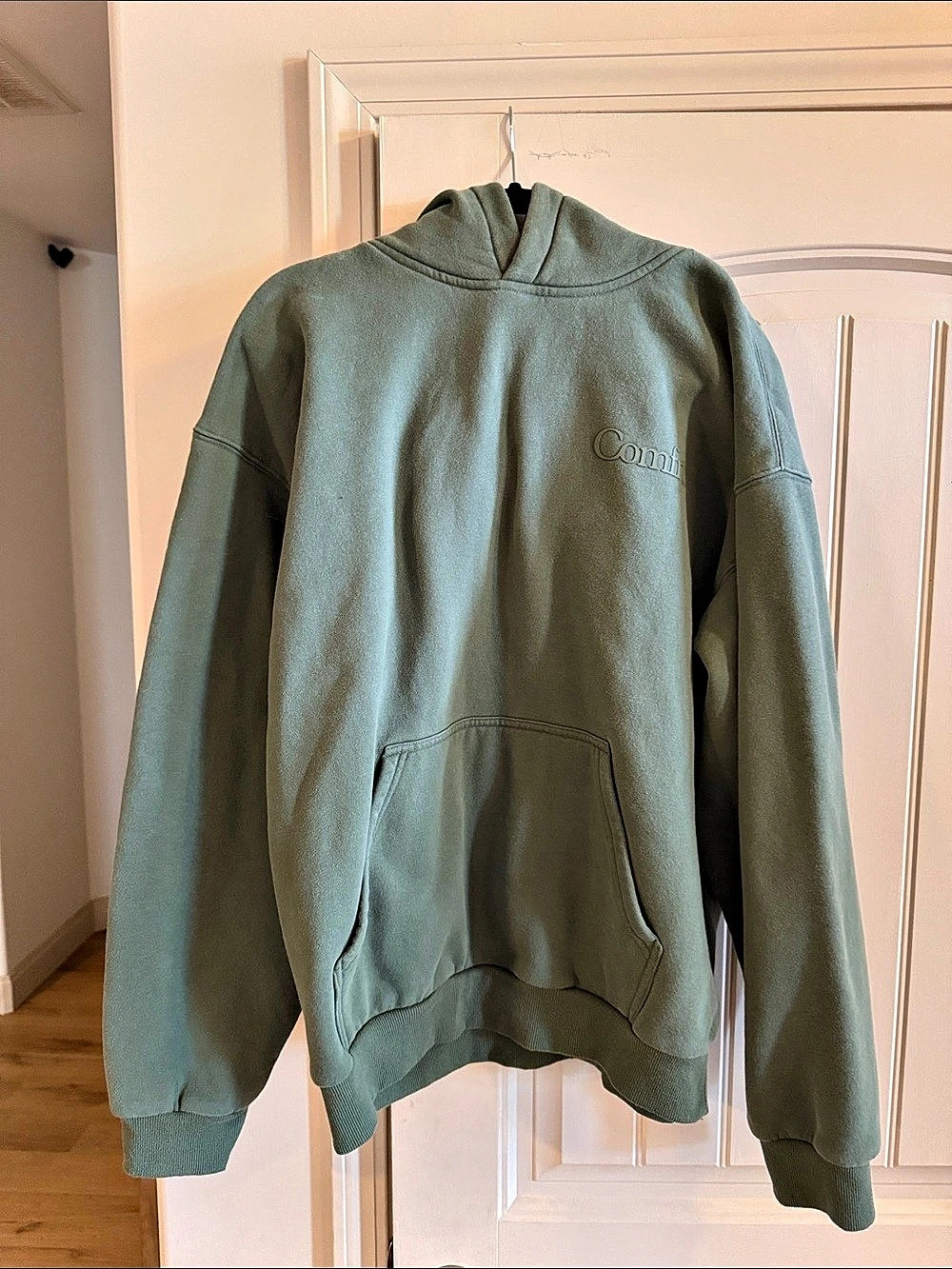 Comfrt Signature Hoodie Green Pullover Hoodie